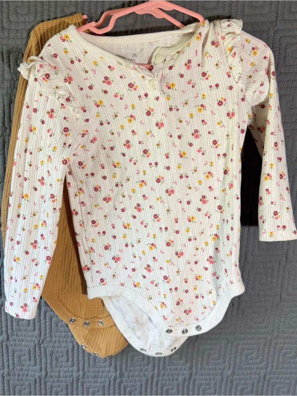 Lot Of 3 Garanimals Bodysuit Baby Girl 18 Months Longsleeve Multicolor